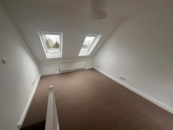 1 Bedroom Semi-Detached House To Rent In Chorley Road, Sheffield, S10