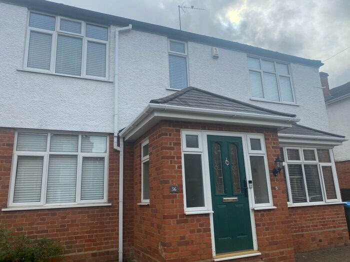 Studio To Rent In Chandos Close, Buckingham, MK18