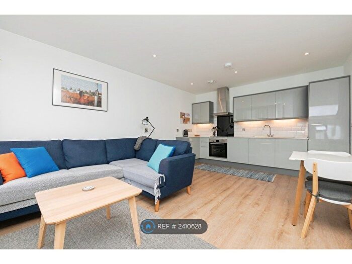 1 Bedroom Flat To Rent In Catherines House, Bristol, BS3