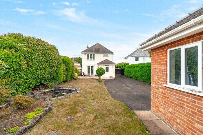 3 Bedroom Detached House For Sale In Wimborne Road West, Wimborne, Dorset, BH21
