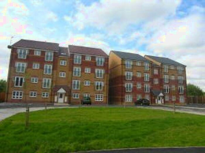 2 Bedroom Flat To Rent In Everside Close, Walkden, Manchester, M28