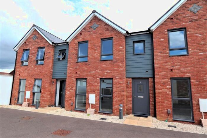 2 Bedroom Property To Rent In Orca Mews, Leighton Buzzard, LU7