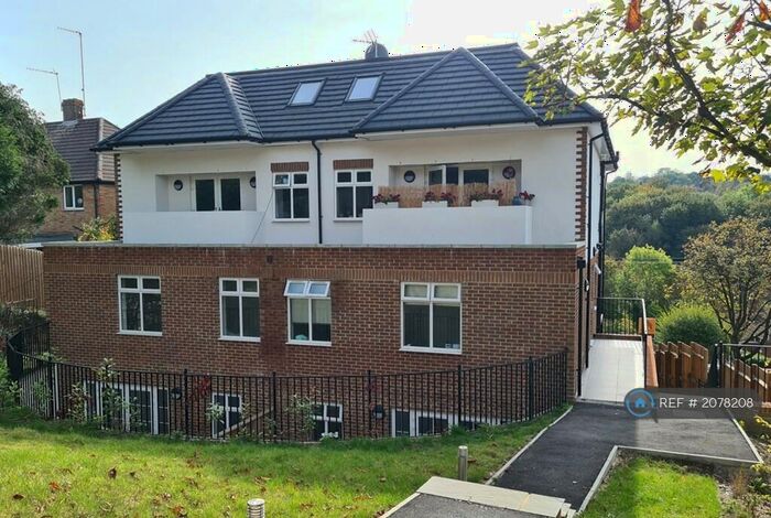 2 Bedroom Flat To Rent In Hydethorne Heights, South Croydon, CR2