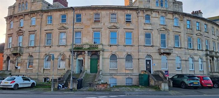 1 Bedroom Flat To Rent In Bf Esplanade, Burnham On Sea, Somerset, TA8