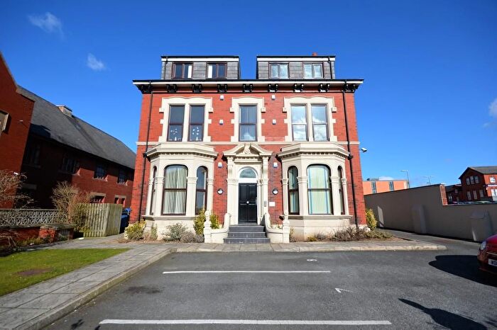 2 Bedroom Flat To Rent In Park Road, Flat, Blackpool, Lancashire, FY1