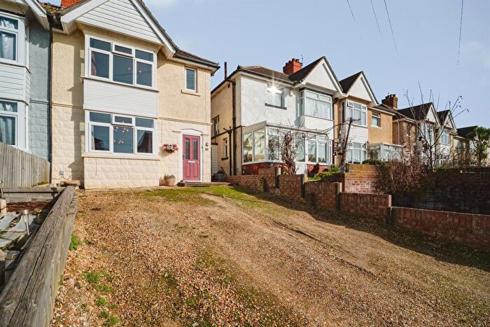 3 Bedroom Semi Detached House For Sale In Chickerell Road, Weymouth, DT4