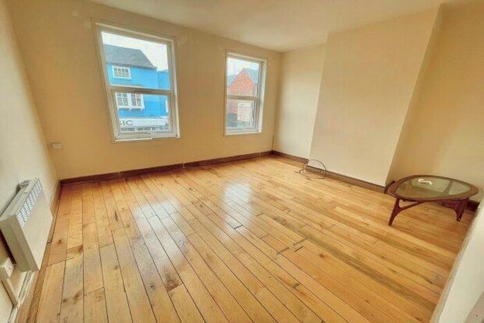 2 Bedroom Flat To Rent In Stafford Street, Walsall, WS2