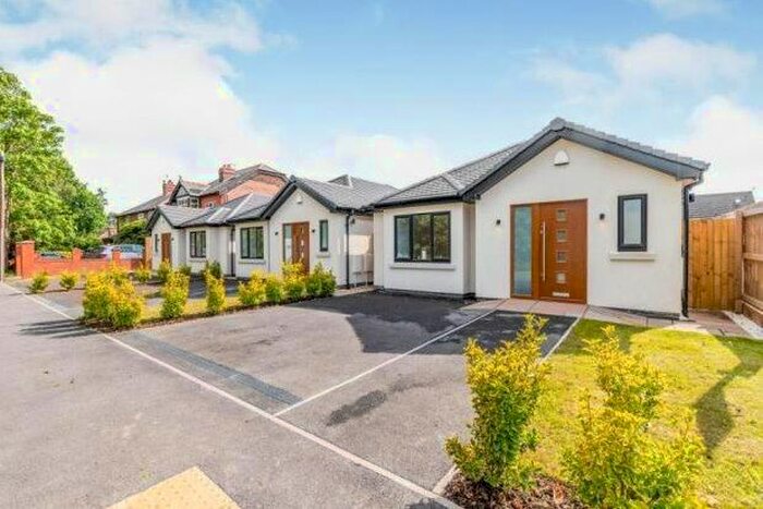 2 Bedroom Bungalow To Rent In Ruby Springs, Warrington, WA5