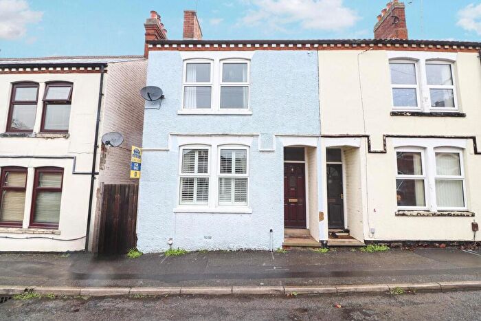 2 Bedroom Semi-Detached House For Sale In Robinson Road, Rushden, NN10