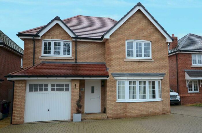 4 Bedroom Property To Rent In Glasspool Road, RG41