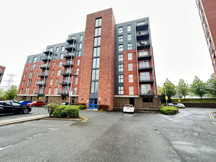 1 Bedroom Flat To Rent In Stillwater Drive, Manchester, M11