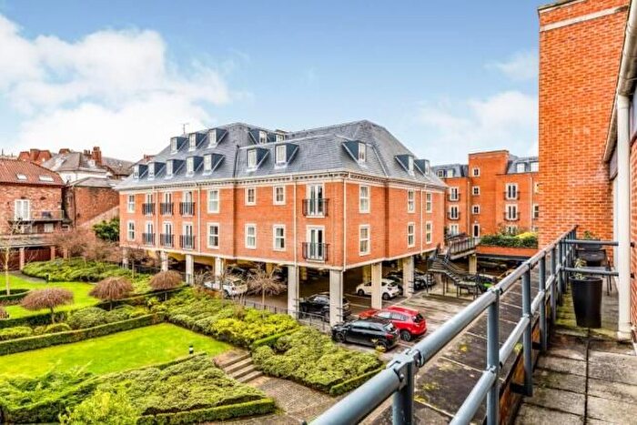 2 Bedroom Property To Rent In Centurion Square, York, YO1