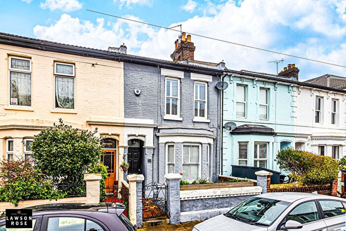 5 Bedroom Terraced House For Sale In Chelsea Road, Southsea, PO5
