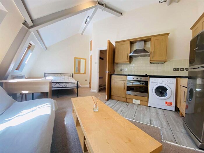 Studio To Rent In Baldwin Street, City Centre, BS1