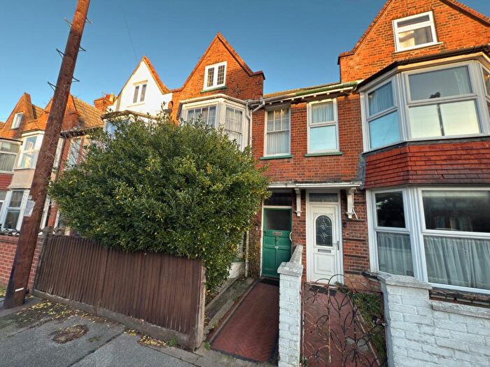 3 Bedroom Terraced House For Sale In Royal Avenue, Lowestoft, Suffolk, NR32