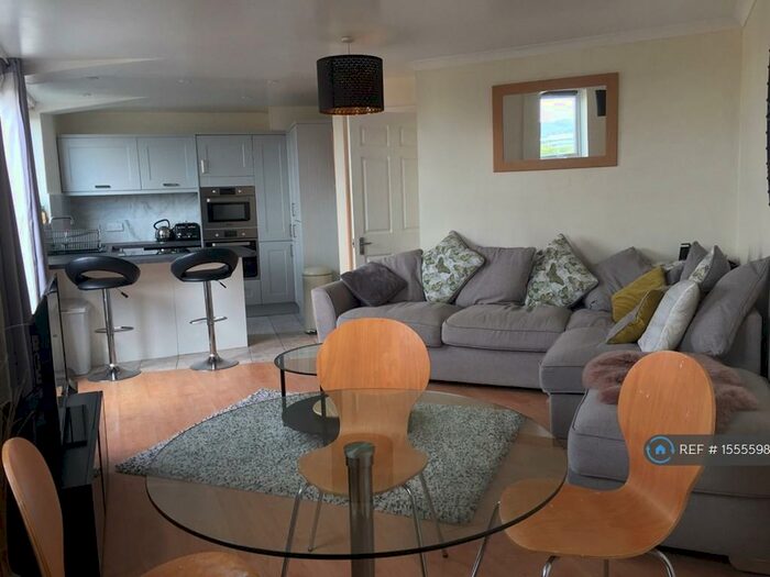2 Bedroom Flat To Rent In Spillers & Bakers, Cardiff, CF10