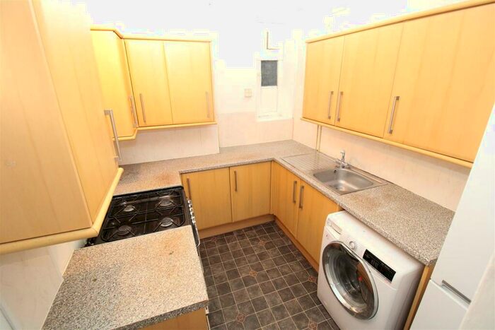 4 Bedroom Terraced House To Rent In Laura Street, Treforest, Pontypridd, CF37