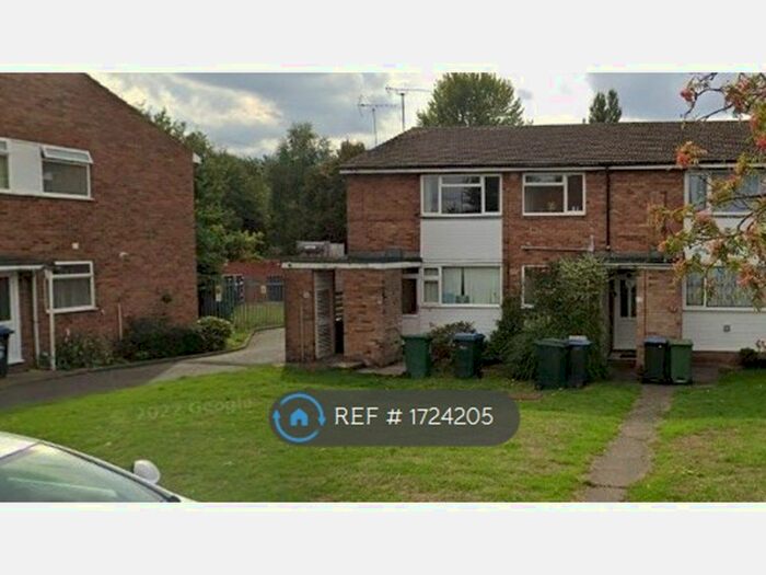 2 Bedroom Maisonette To Rent In Crowmere Road, Coventry, CV2