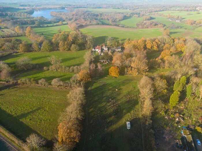 2 Bedroom Detached Bungalow For Sale In Abbey Road, Coalville, LE67