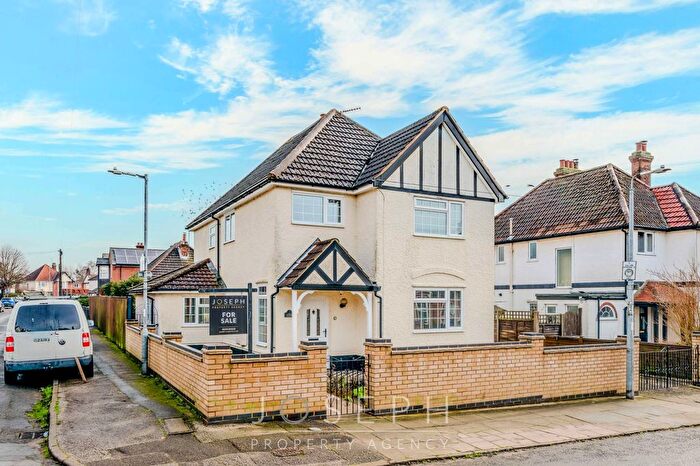 4 Bedroom Detached House For Sale In Westbourne Road, Ipswich, IP1