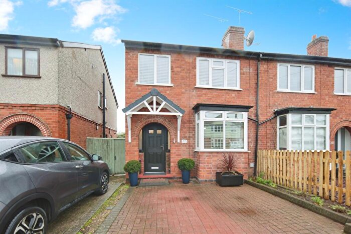3 Bedroom End Of Terrace House For Sale In Bertie Road, Kenilworth, CV8