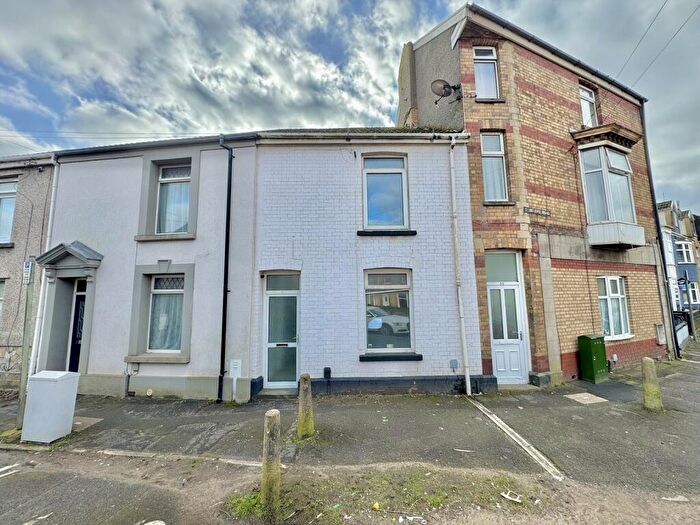 3 Bedroom Terraced House For Sale In Rodney Street, Swansea, City And County Of Swansea., SA1
