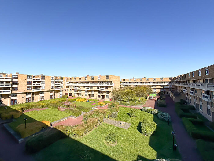 2 Bedroom Maisonette For Sale In , Collingwood Court, Washington, NE37