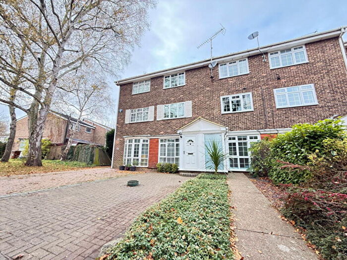 4 Bedroom Terraced House For Sale In Popular Position In Rainham - Wheatcroft Grove, ME8