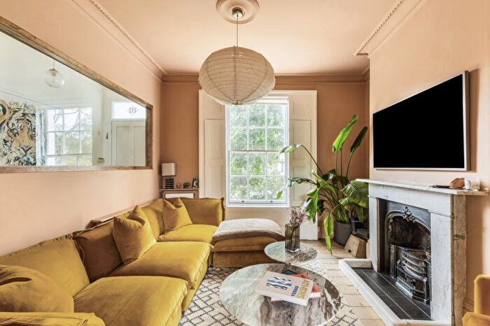 4 Bedroom Terraced House To Rent In Culford Road London, N1