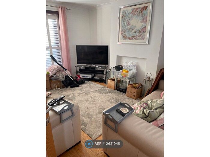 2 Bedroom End Of Terrace House To Rent In Tonbridge Kent, Tonbridge Kent, TN9
