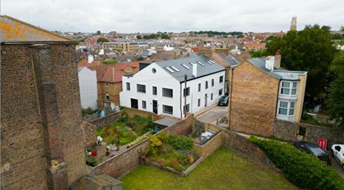 1 Bedroom Flat To Rent In Hibernia Street, Ramsgate, CT11