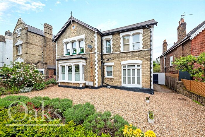 2 Bedroom Flat For Sale In Palace Road, Tulse Hill, SW2