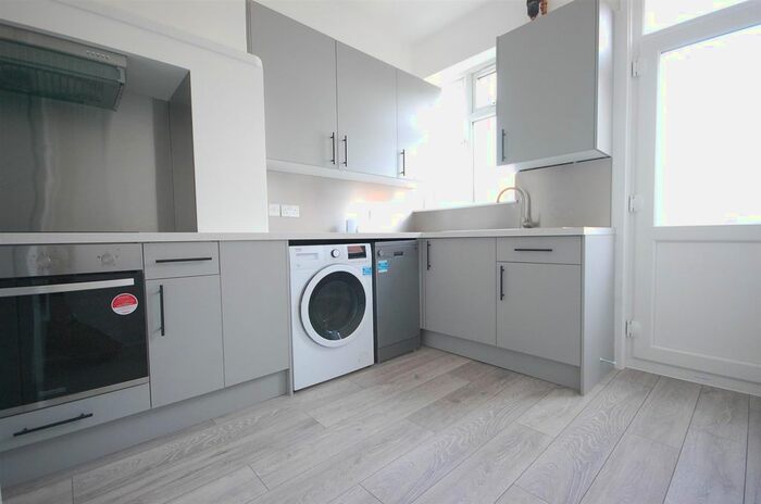 3 Bedroom Flat To Rent In Field End Road, Pinner, HA5