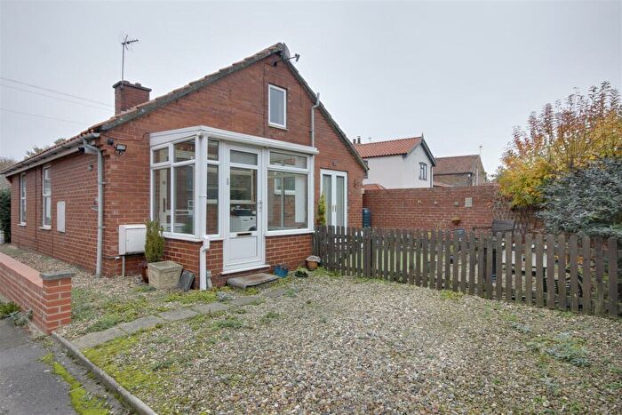 2 Bedroom Detached Bungalow For Sale In Westgate, North Cave, HU15