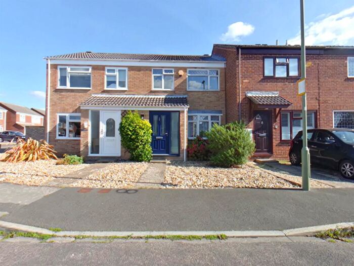 3 Bedroom Terraced House To Rent In The Scimitars, Stubbington, PO14