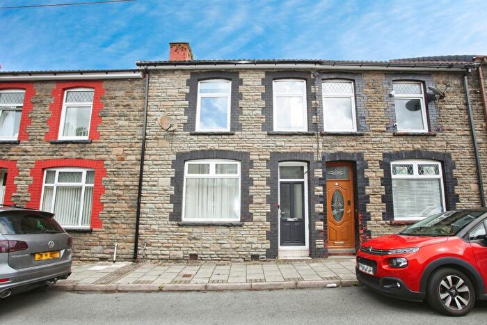 3 Bedroom Terraced House For Sale In William Street, Abertridwr, Caerphilly, CF83