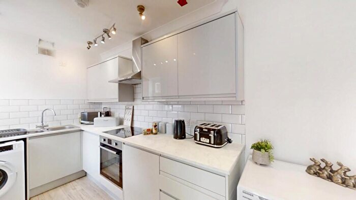 4 Bedroom House To Rent In Shoreham Street, Sheffield, S2