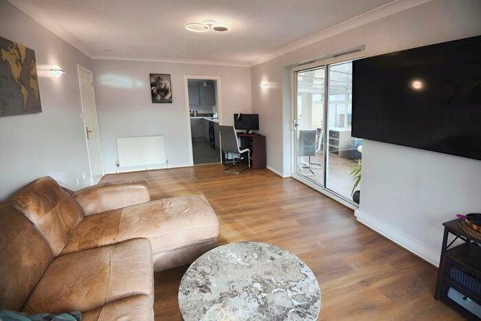 2 Bedroom Detached Bungalow For Sale In Malt Drive, Wisbech, Cambridgeshire, PE14