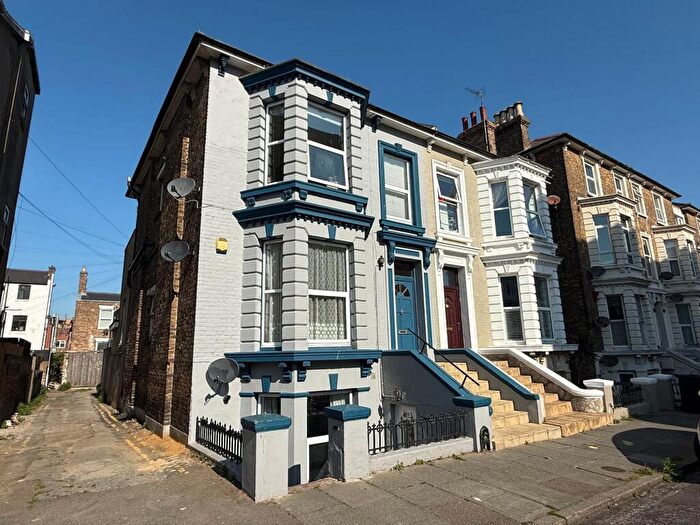 2 Bedroom Flat For Sale In Athelstan Road, Margate, CT9