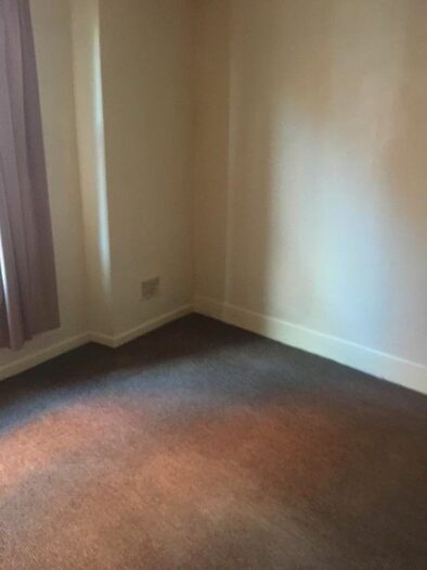 3 Bedroom Flat To Rent In Bridge Street, Hindley, Wigan, WN2