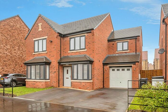 4 Bedroom Detached House For Sale In Haydn Griffiths Way, Armthorpe, Doncaster, DN3