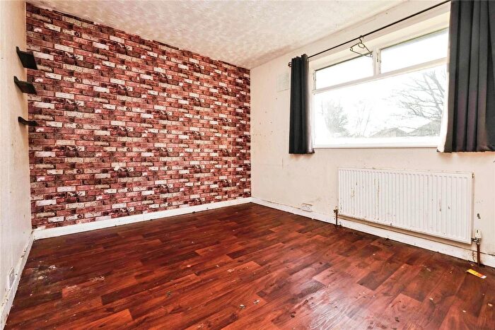 3 Bedroom Terraced House For Sale In Aldridge Road, Great Barr, Birmingham, B44
