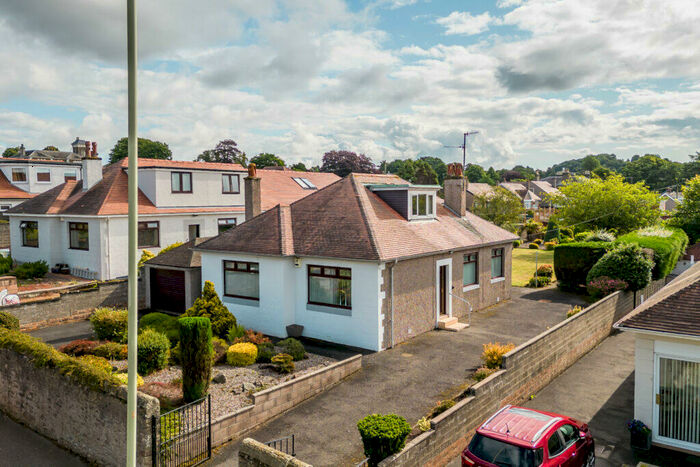 3 Bedroom Detached Bungalow For Sale In Victoria Road, DD5