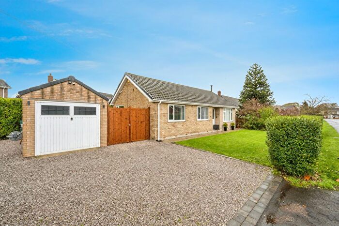 3 Bedroom Detached Bungalow For Sale In Park Lane, Westwoodside, Doncaster, DN9