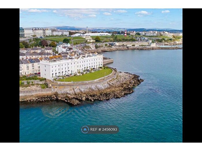 2 Bedroom Flat To Rent In Grand Parade, Plymouth, PL1