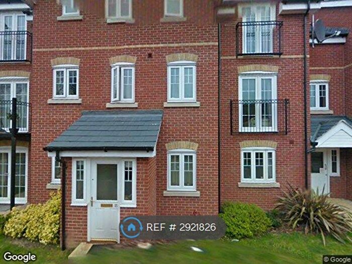 2 Bedroom Flat To Rent In Meadowview, Hungerford, RG17