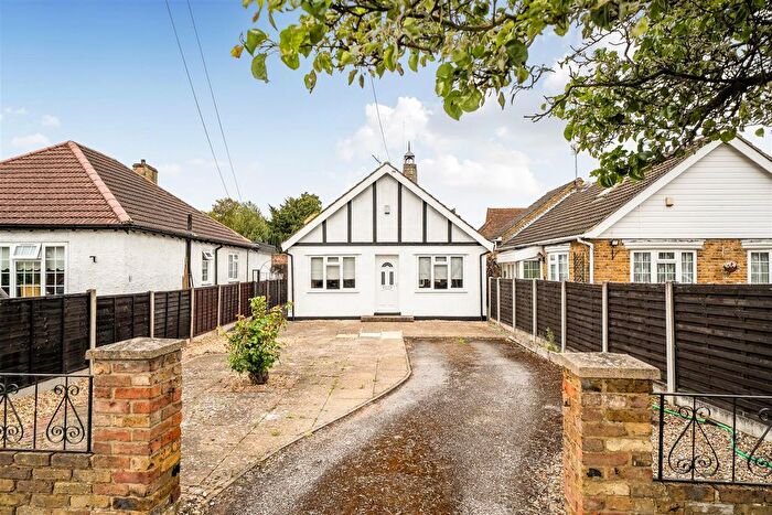 2 Bedroom Detached Bungalow For Sale In Bagley Close, West Drayton, UB7