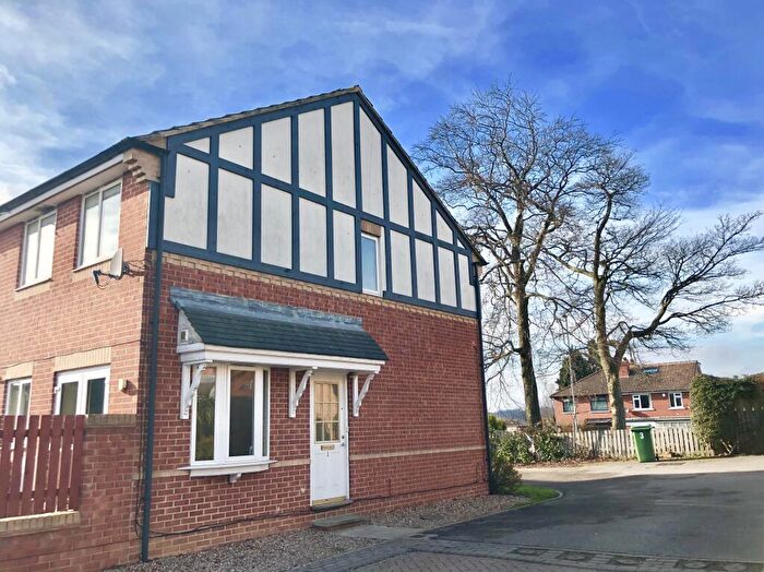 3 Bedroom House To Rent In Woodside Mews, Meanwood, Leeds, LS7