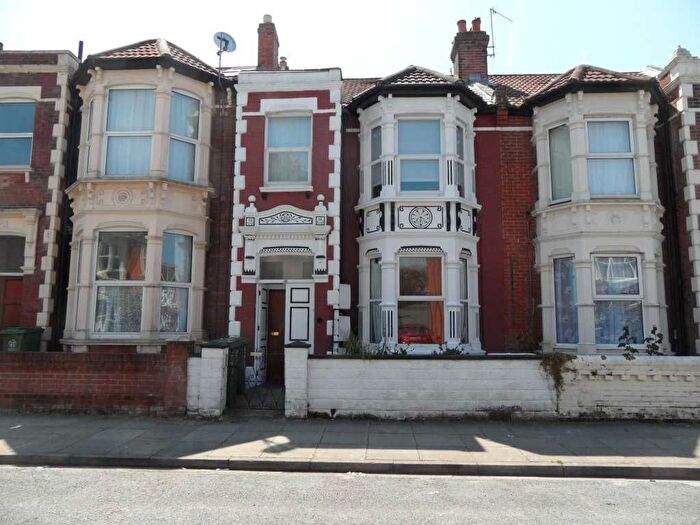 1 Bedroom Flat To Rent In Festing Grove, Southsea, PO4