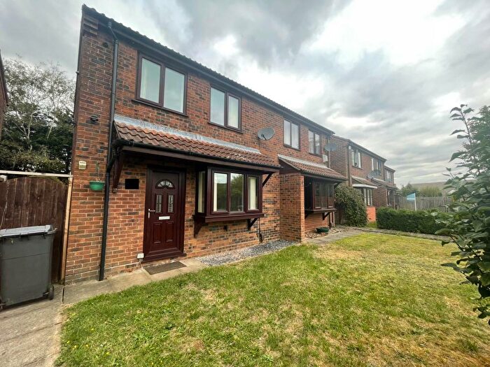 2 Bedroom Semi-Detached House To Rent In Bramble Court, LN4